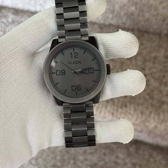 Nixon Corporal Stainless Steel GrayWatch men’s
